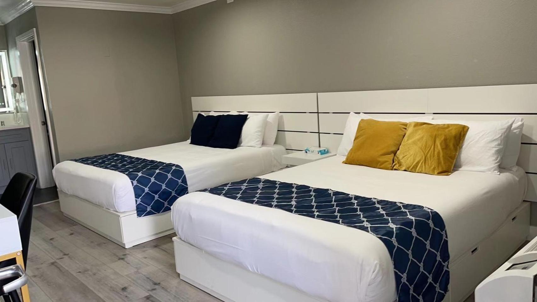 Omeo Suites Alhambra Zimmer foto